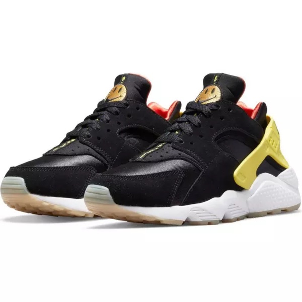 Nike Hurache smile size 12 women